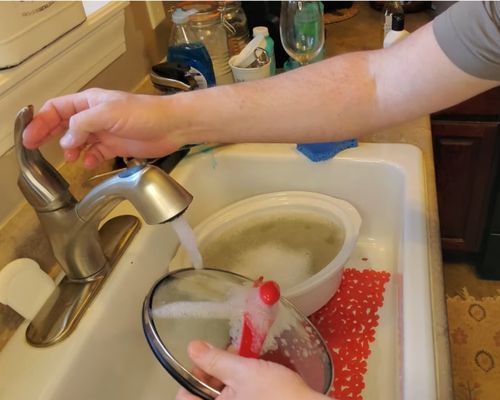 How to Clean the Parts That Can’t Go in the Dishwasher