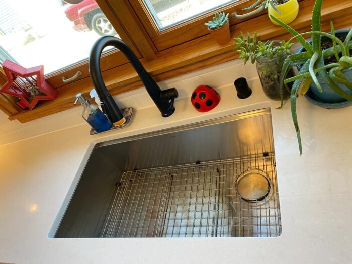 Does Boiling Water Damage The Kitchen Sink Pipe?